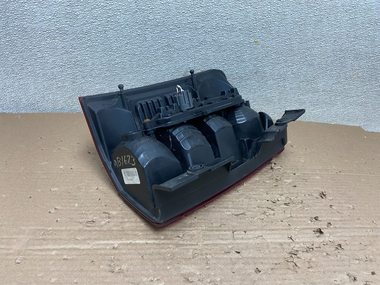 2008 to 2012 Jeep Liberty Right Passenger RH Side Tail Light OEM AB1623 DW5