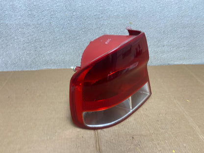 2004 2005 2006 Chevrolet Aveo Sedan Left Driver LH Tail Light Oem AA1233 DG2