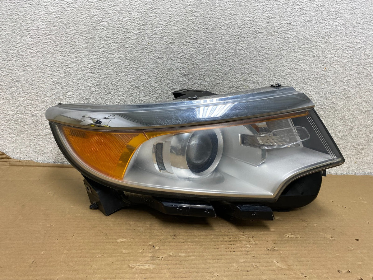 2011 to 2014 Ford Edge Front Right Passenger Headlight Halogen AG9226 DW0