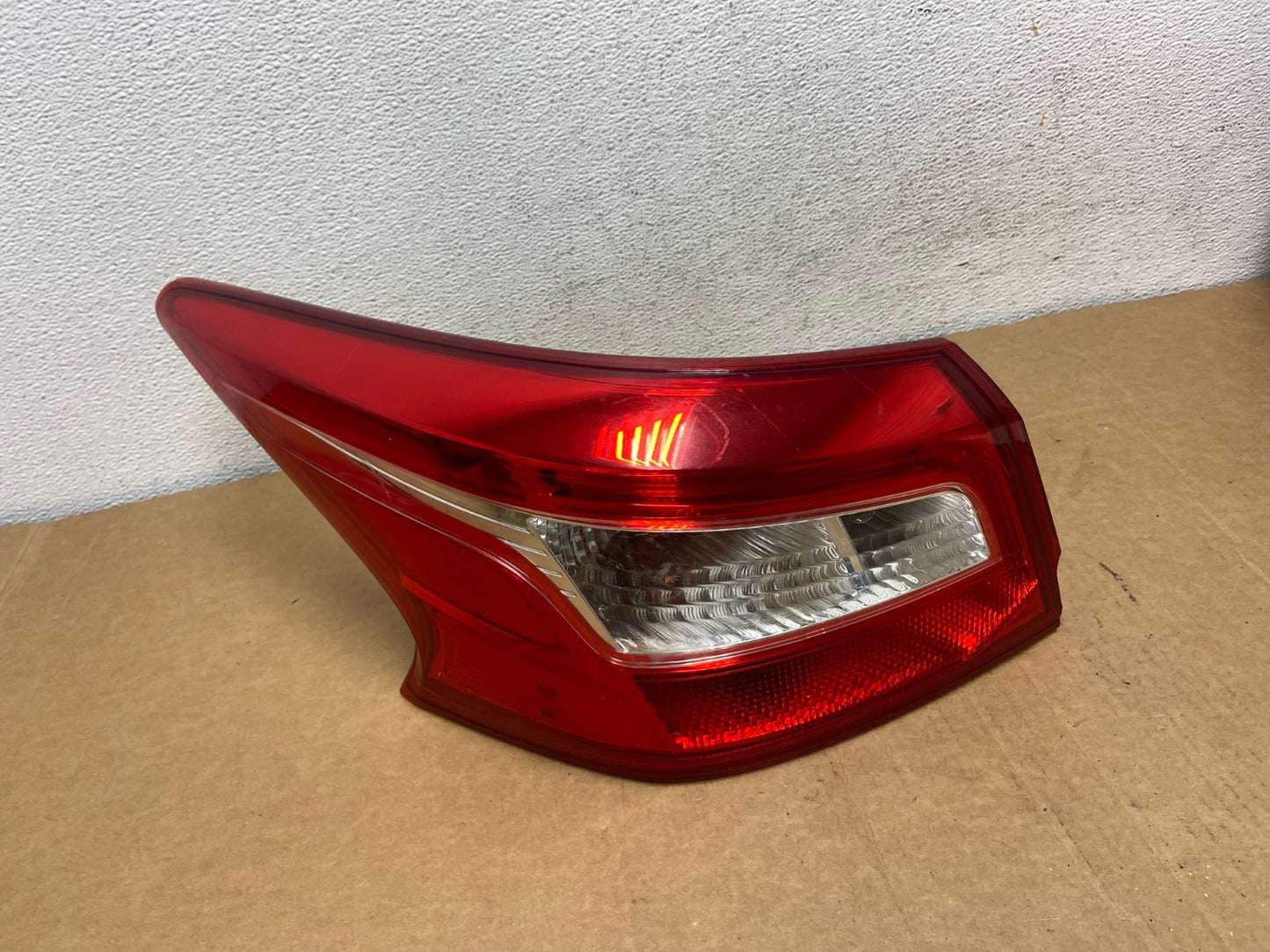 2016 2017 2018 Nissan Sentra Left Driver LH Side Tail Light AD5348 LK0