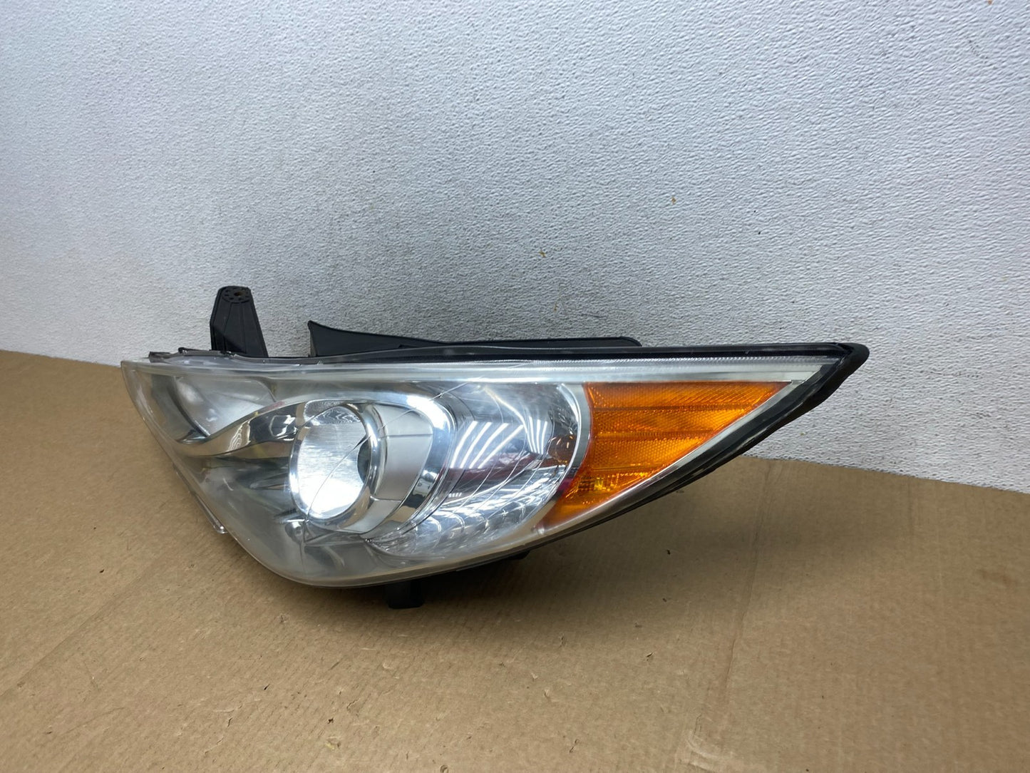 2011 - 2014 Hyundai Sonata Left Driver Lh Side Headlight Halogen AF9560 DW1