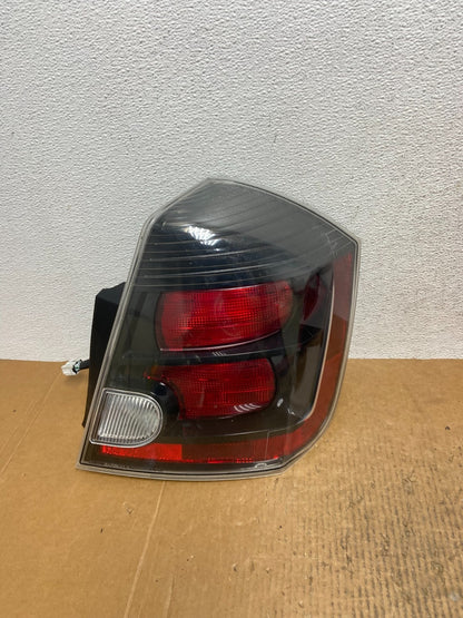 2010 2011 2012 Nissan Sentra Right Passenger Rh Black Tail Light AE1660 DW0