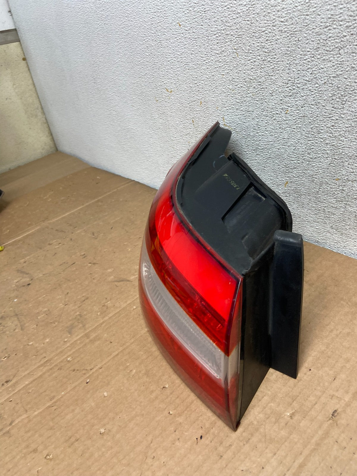 2014 to 2016 Kia Cadenza Left Driver LH Side LED Tail Light AI8429 DW1