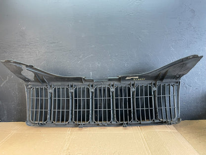 2005 to 2007 Jeep Grand Cherokee Front Upper Grill Grille Aftermarket AC5437vDG3