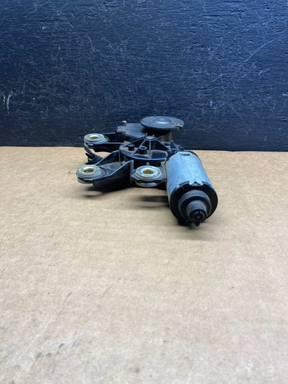 2004 to 2007 Volkswagen Touareg Rear Windshield Wiper Motor ad7503 DG2
