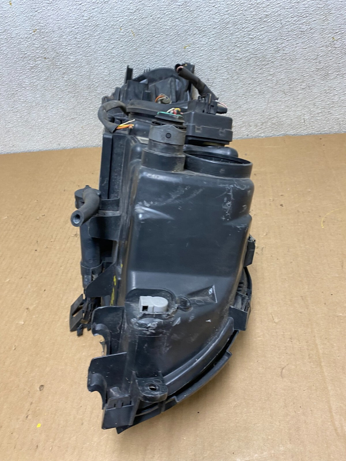 2007 2008 2009 Volvo S60 V70 Left Driver LH Headlight Xenon HID G6981 DG112