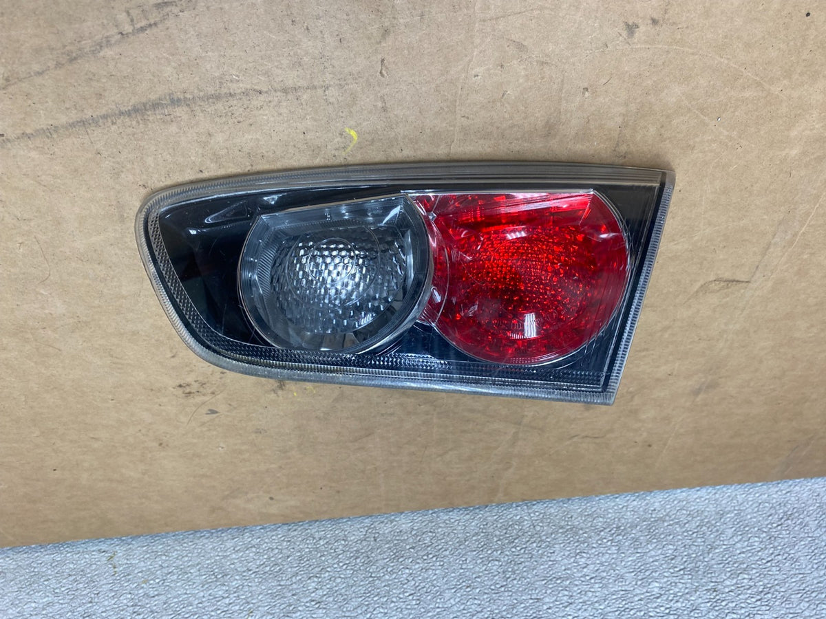 2008-2015 Mitsubishi Lancer Evo 10 X Right Passenger Inner Tail Light X3742 DW0