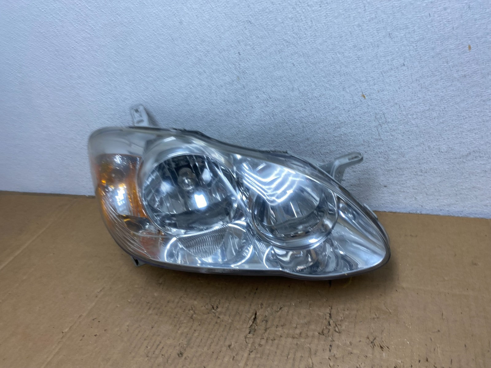2005 to 2008 Toyota Corolla Right Passenger RH side Headlight TYC AD1084 DW1