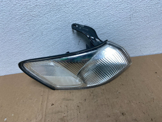 1997 1998 1999 Toyota Camry Right Passenger RH Turn Signal AB6942 DW0