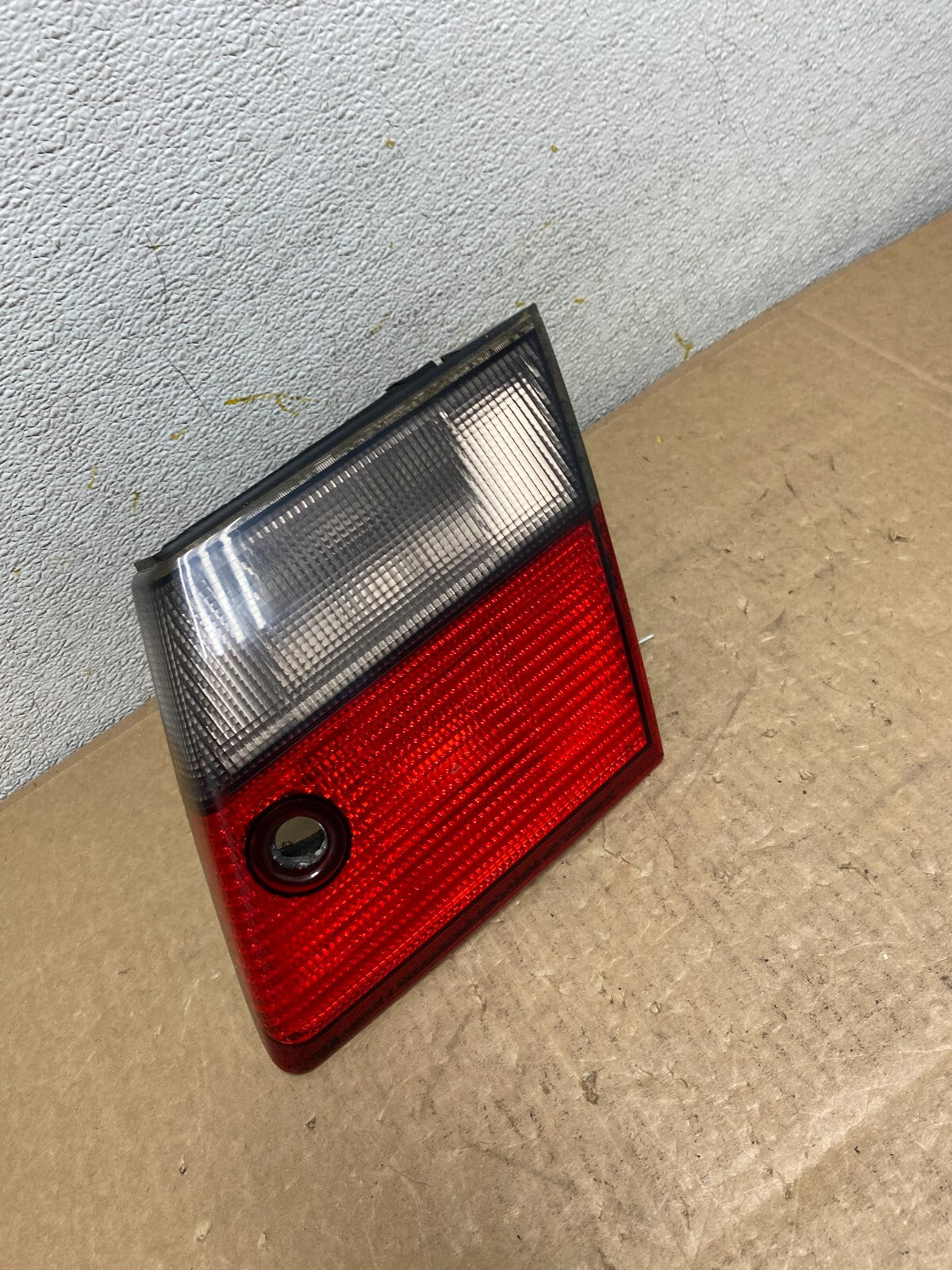 1999 to 2001 SAAB 9-5 Passenger Right Side Tail Light Inner Sedan OEM O5670 DW2