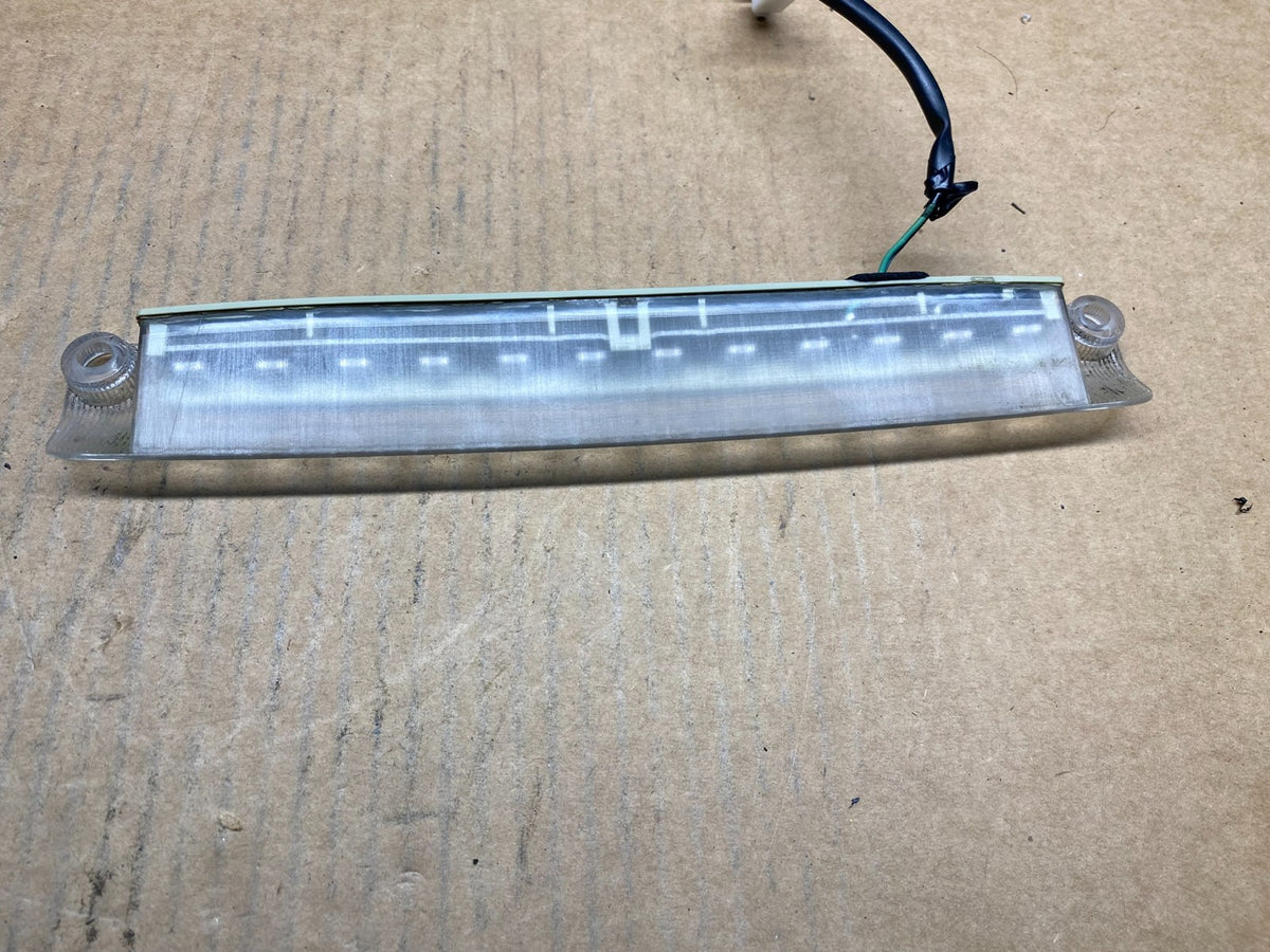 2010 to 2015 Toyota Prius LED Rear 3rd Brake Light Spoiler Lamp AH5000 DG3