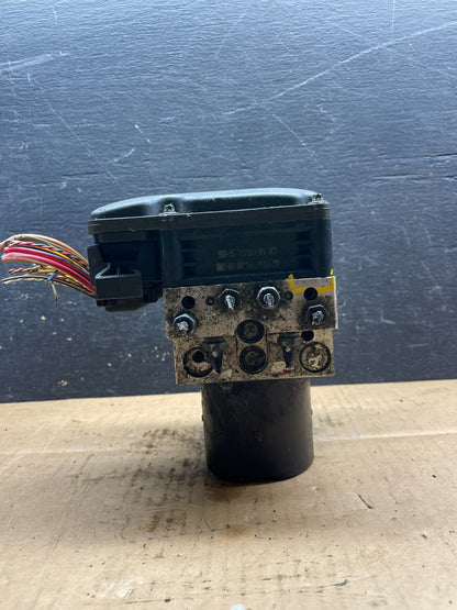 2007 to 2013 BMW X5 E70 ABS Anti-Lock Brake Pump Module OEM T2671 DG3