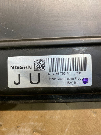 2005 Nissan Pathfinder Engine Control Module ECM MEC35-753 A1 ac4413  DG2