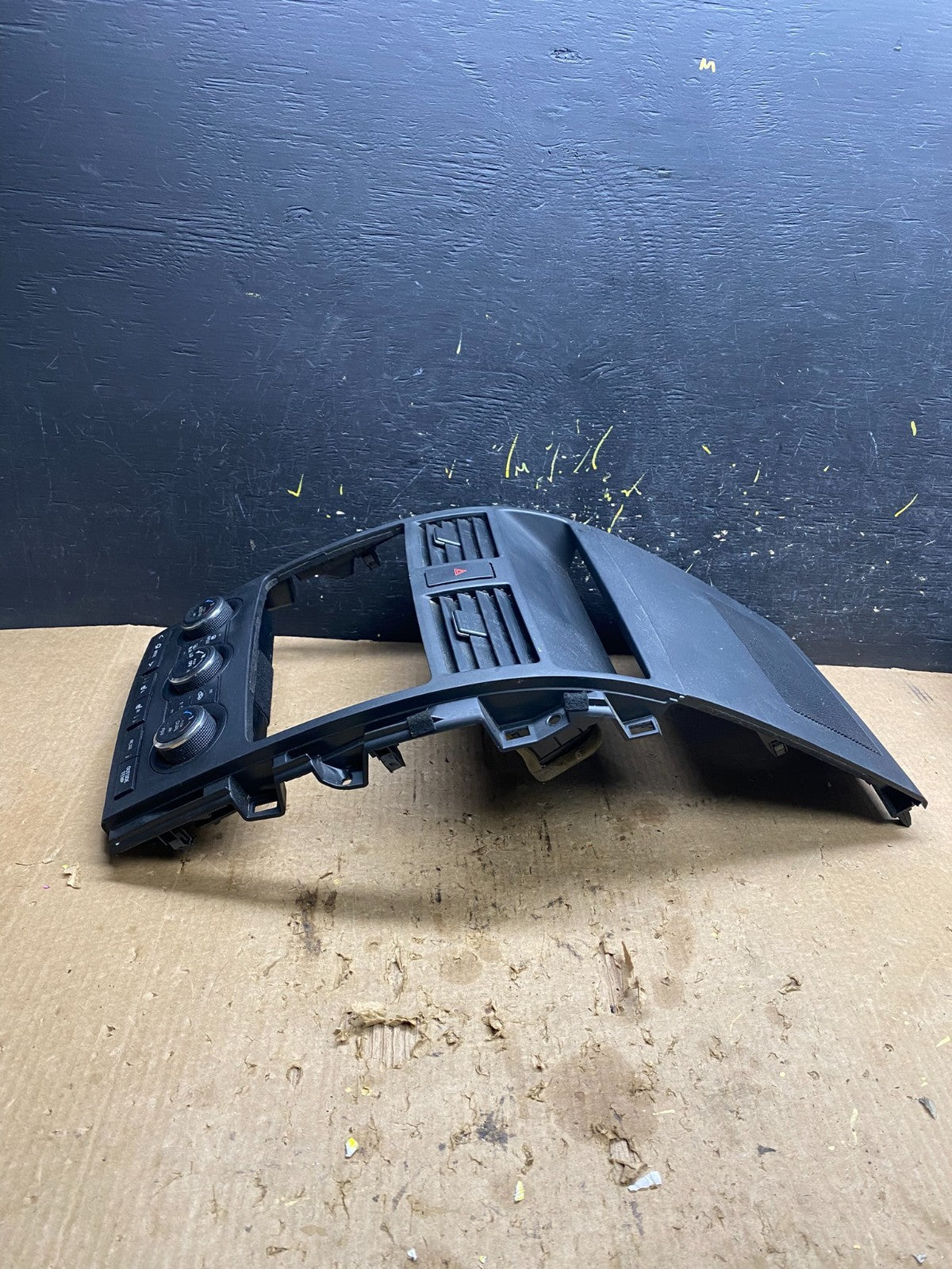 2010 - 2015 Mazda CX-9 Radio Dash Trim Bezel W/Vent AC Climate Control z7416 DG2