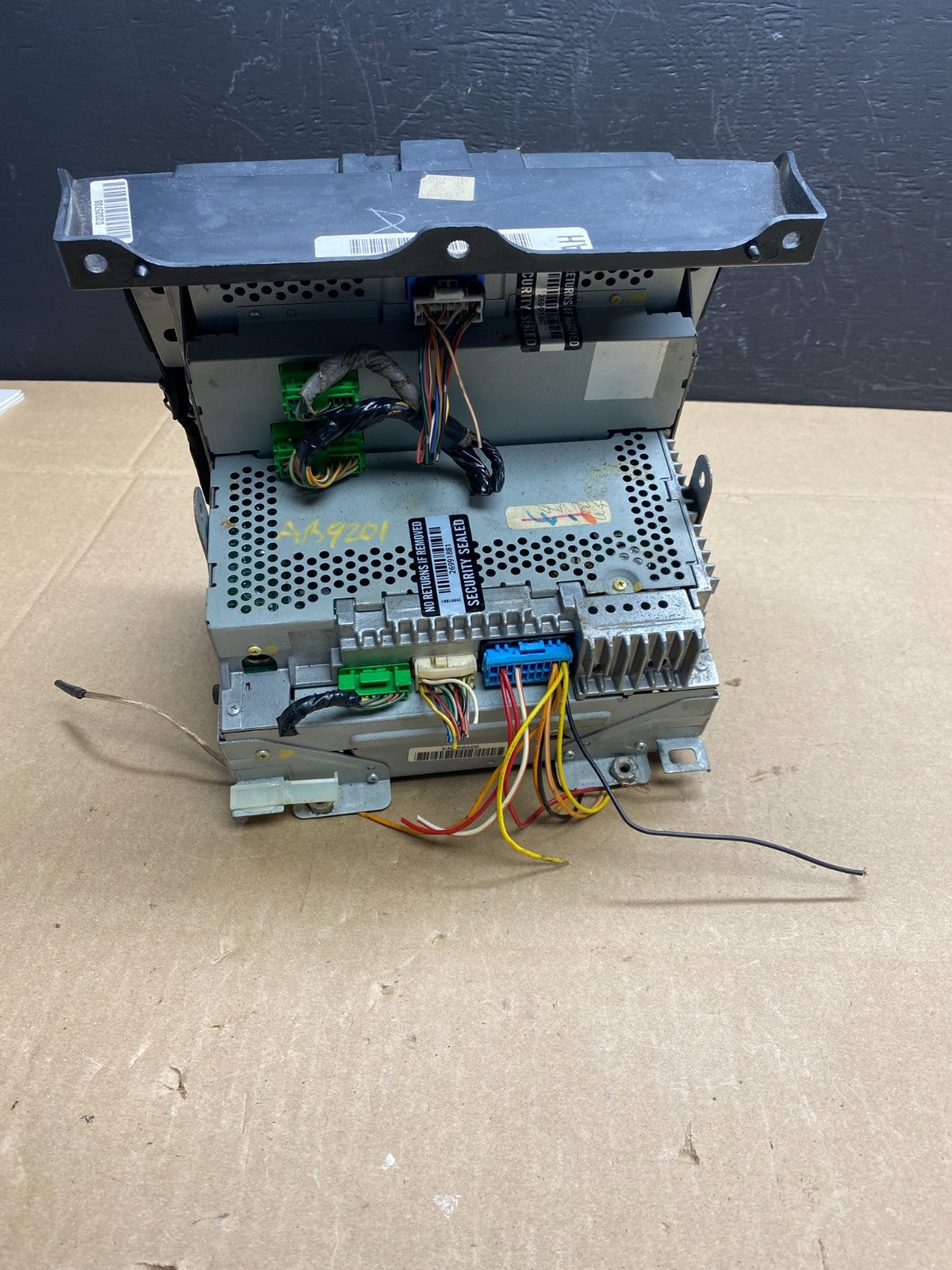 2003 to 2007 Honda Accord Radio CD Player Climate Control Switch AB92014