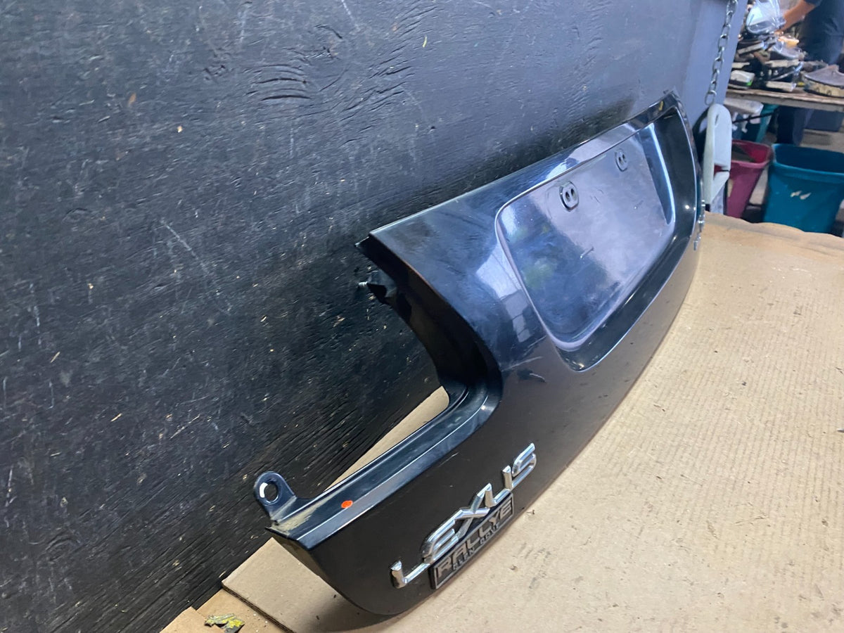 2007-2011 Lexus GS350 Trunk License Plate Trim Panel Cover 76801-30140 S1414 DG2
