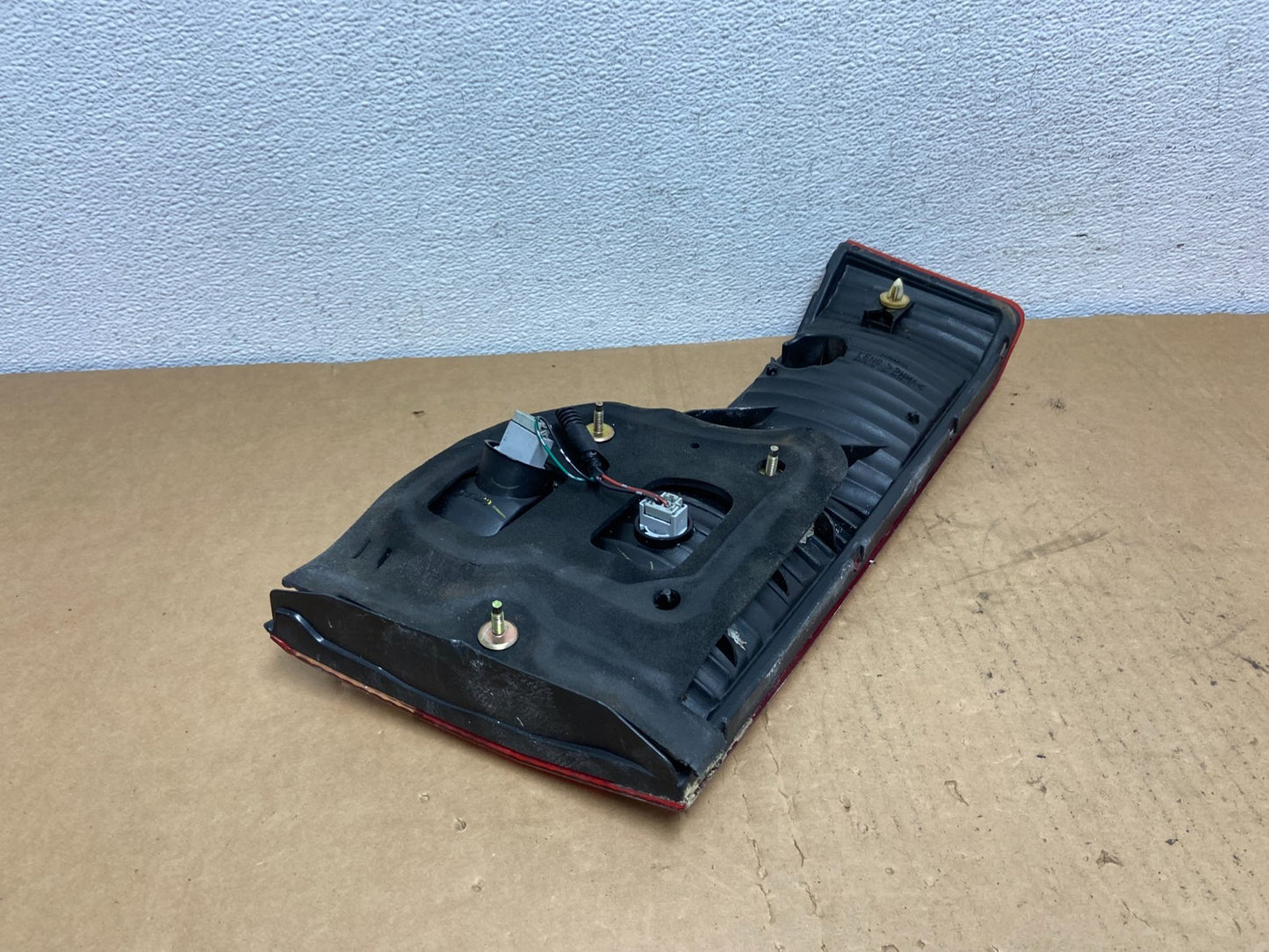 1998 to 2000 Honda Accord Right Passenger Side Inner Tail Light AC8540 DW6