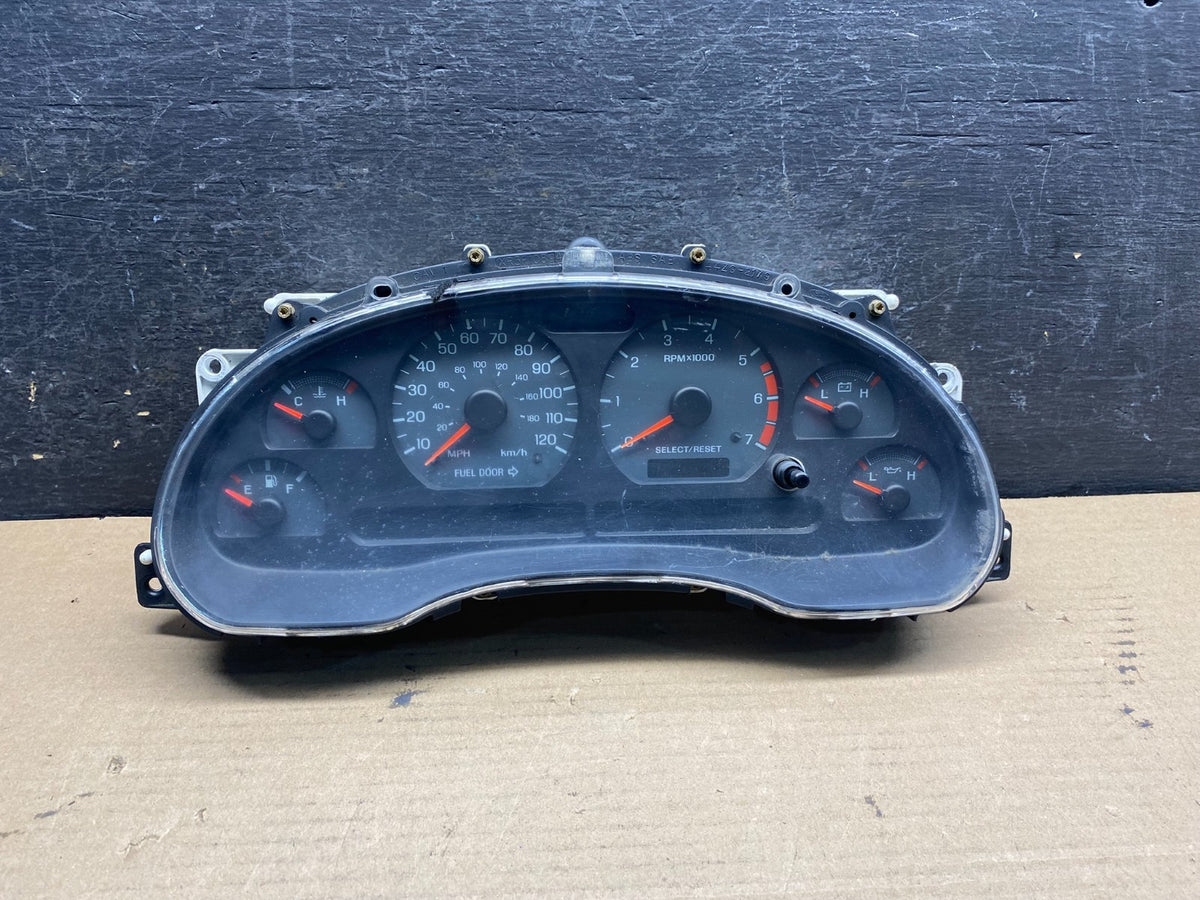 1999 to 2004 Ford Mustang Gauge Cluster Speedometer AH9789 DW0