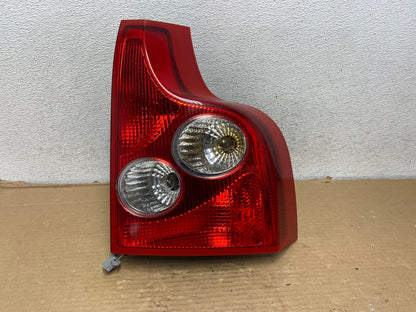 2003 2004 2005 2006 Volvo XC90 Right Passenger RH Lower Tail Light AG9259 LK0