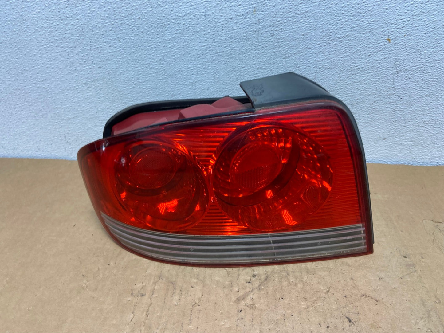 2002 to 2005 Hyundai Sonata Left Driver Lh Side Tail Light AD1305 LK0