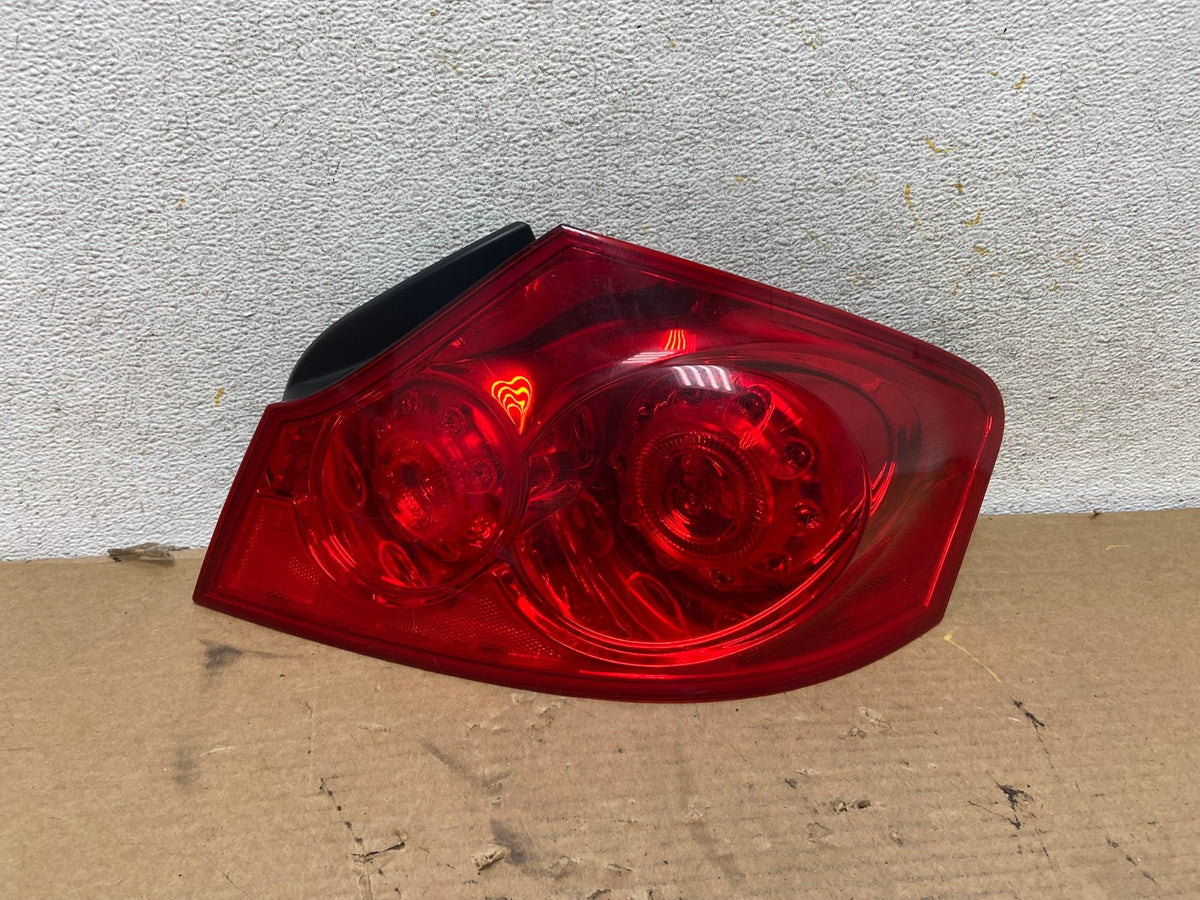 2007 to 2013 Infiniti G35 G37 Sedan Right Passenger Rh Tail Light AH4323 LK0