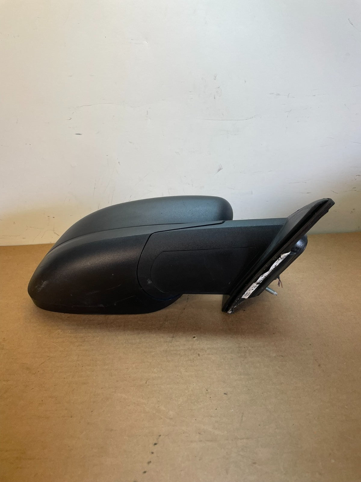 2010 to 2018 Ford Taurus Right Passenger View Door Mirror AF8646 DG3