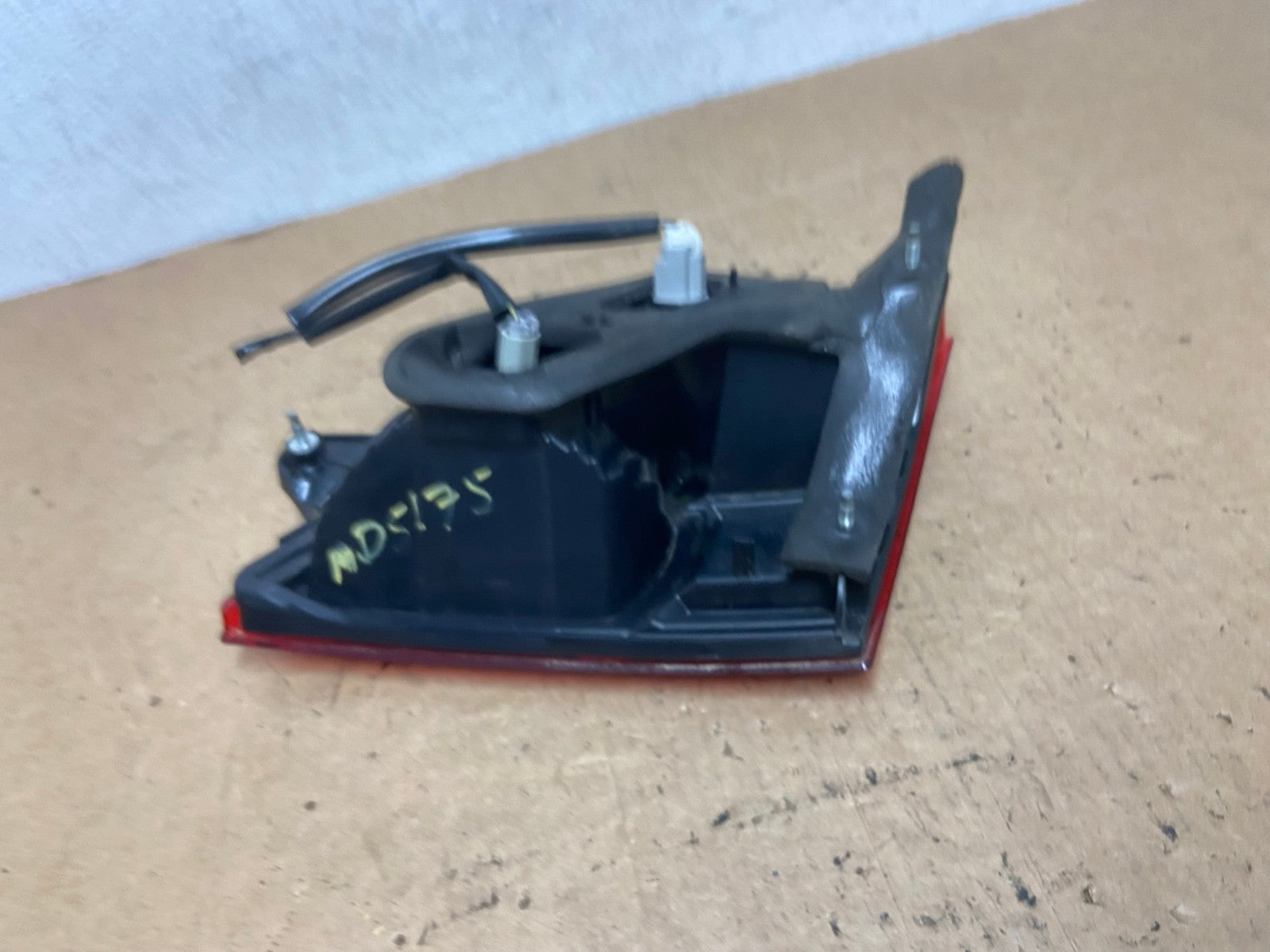 2010-2014 Subaru Outback Left Driver Lh Side Inner Tail Light AD5175 LK5