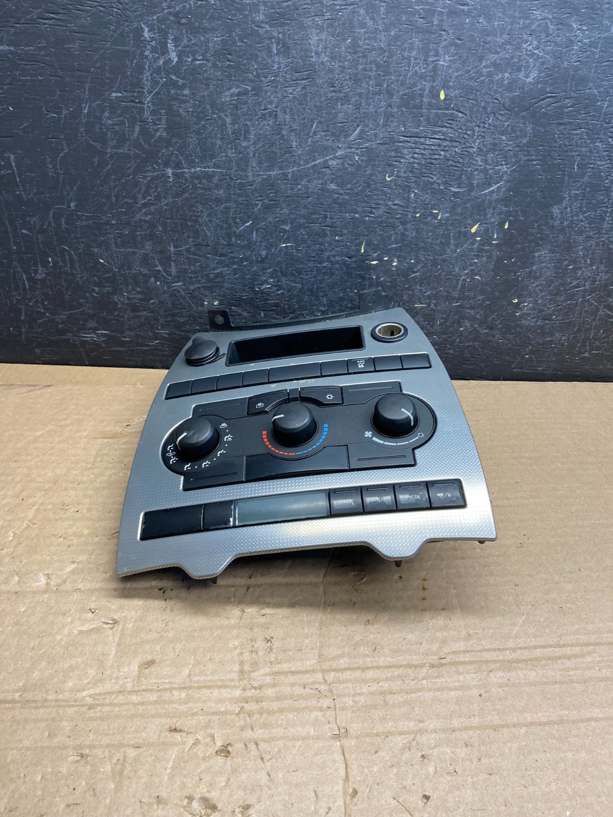 2005 2006 2007 Jeep Commander Grand Cherokee A/C Climate Control Bezel AF2047 DW3