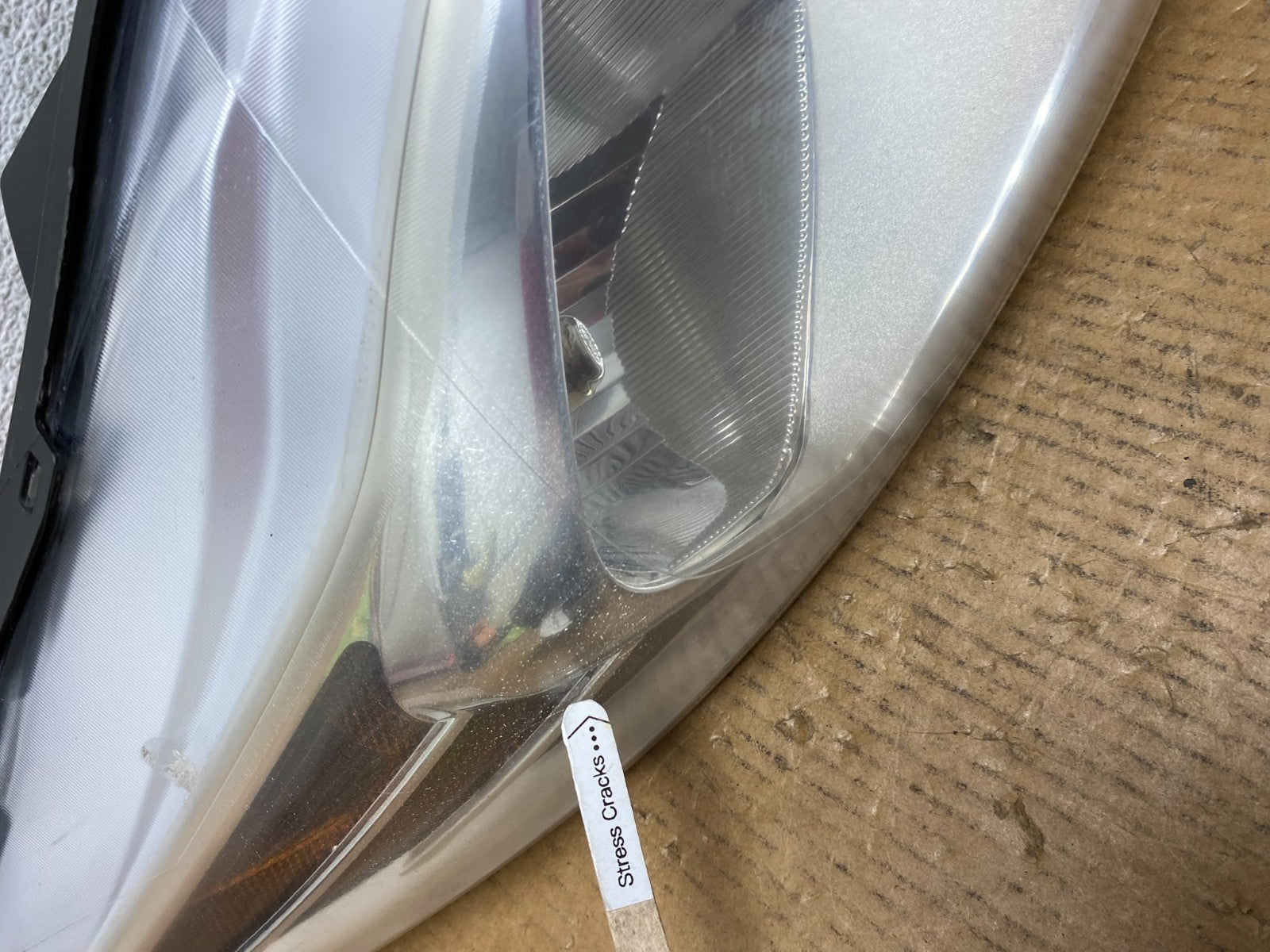 2011 2012 2013 Ford Fiesta Right Passenger RH Halogen Headlight AD9330 DW4