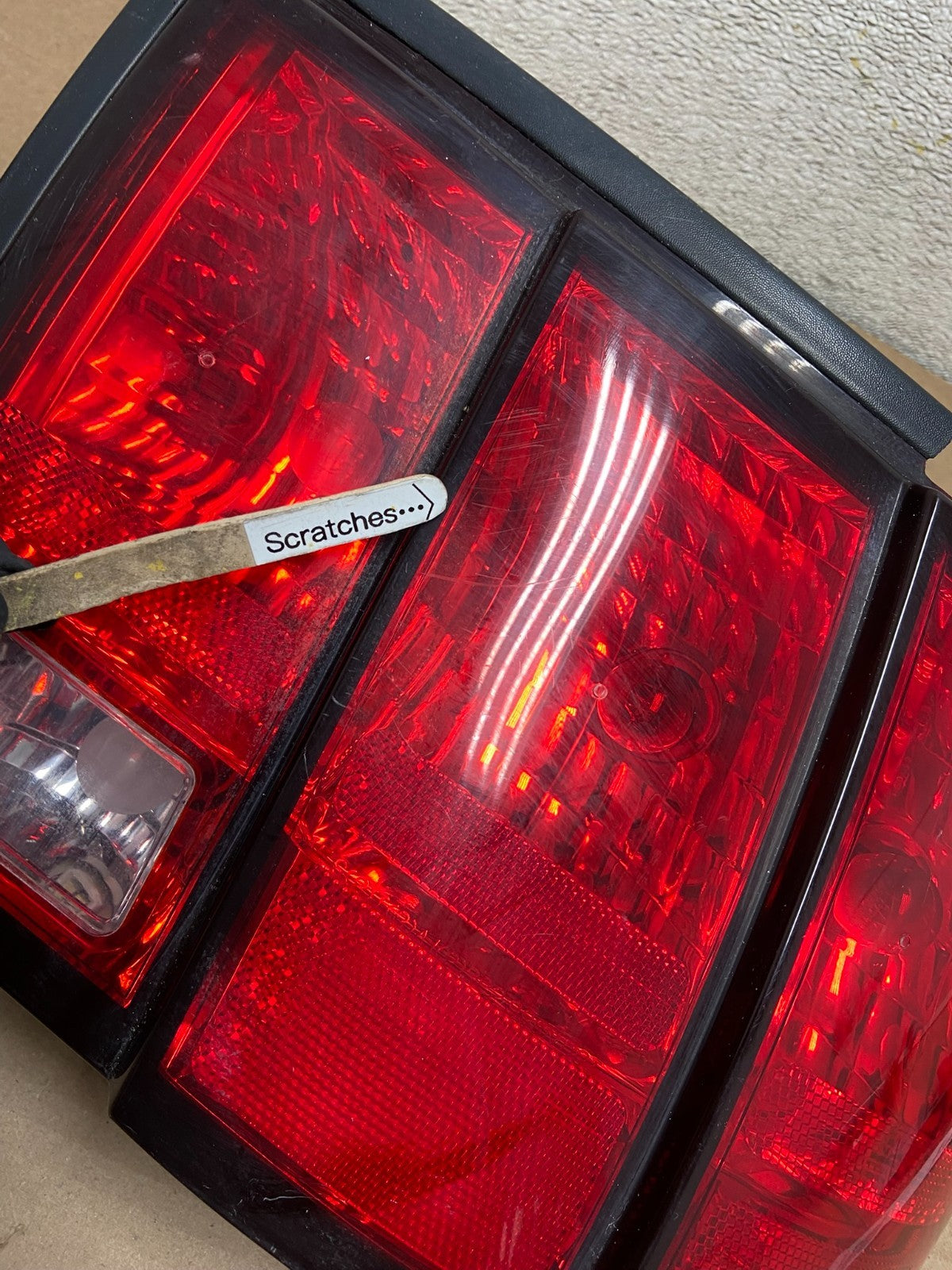 1999-2004 Ford Mustang Right Passenger Rh Side Tail Light OEM AB0957 LK3