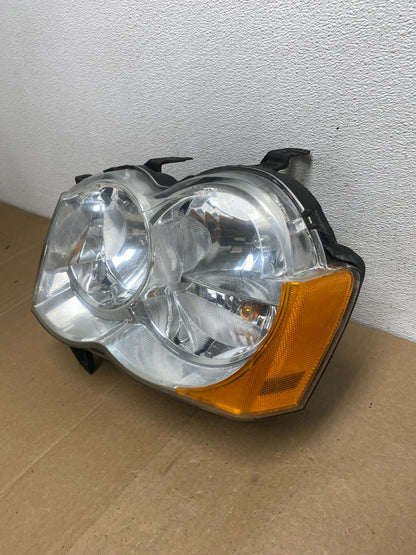 2008-2010 Jeep Grand Cherokee Left LH Driver Side Halogen Headlight AC5630 DW1