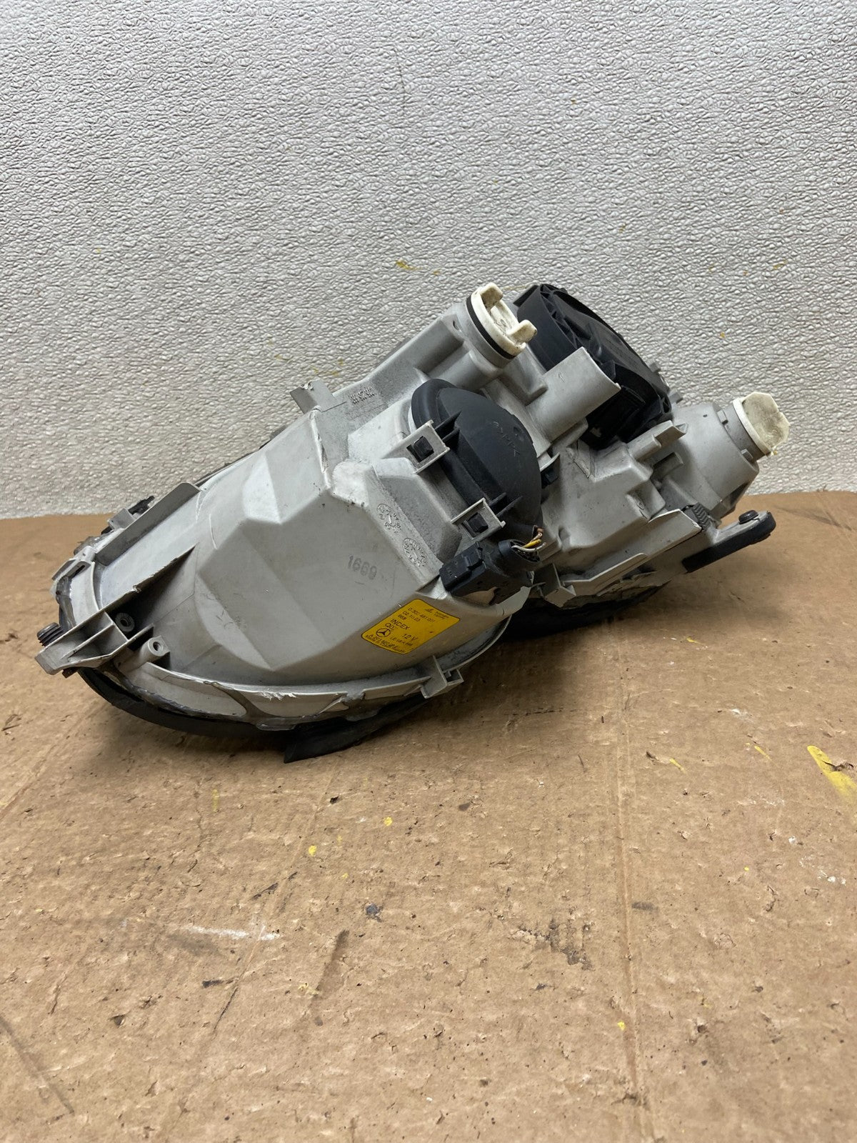 2001-2004 Mercedes-Benz C Class Halogen Left Driver Headlight Oem AA3431 DW6