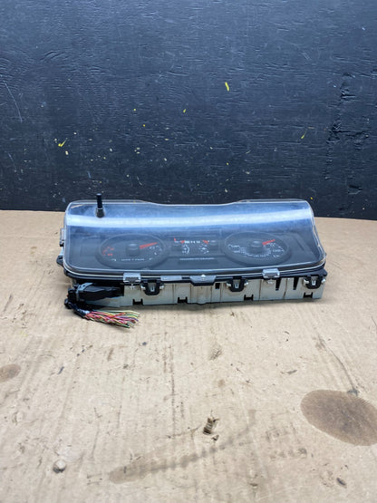 2009 to 2010 Mercury Marquis Speedometer Cluster Gauge Oem P5586 DG4