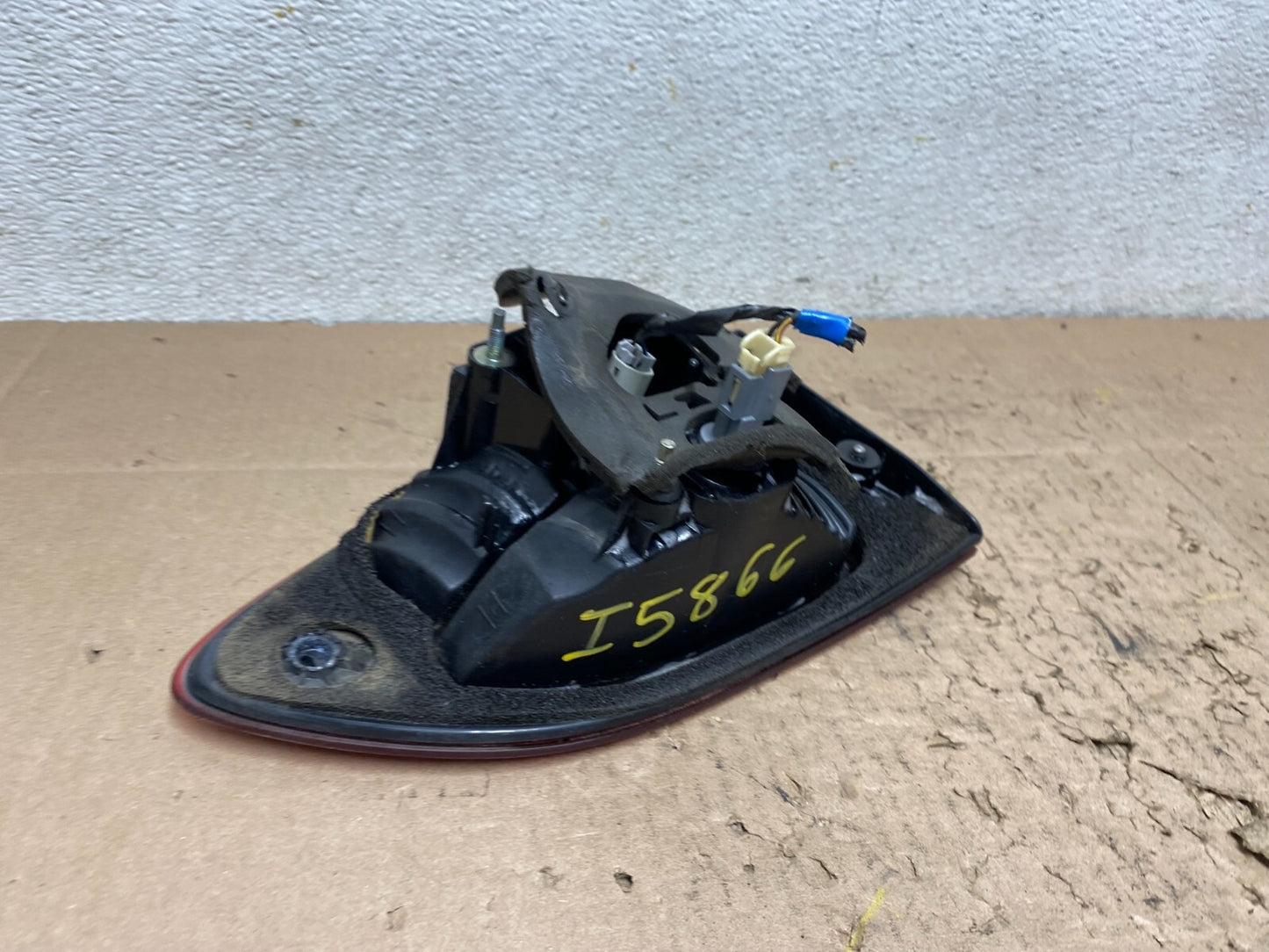 2006 2007 Subaru Tribeca B9 Left Driver Lh Side Tail Light Inner Oem I5866 DW5