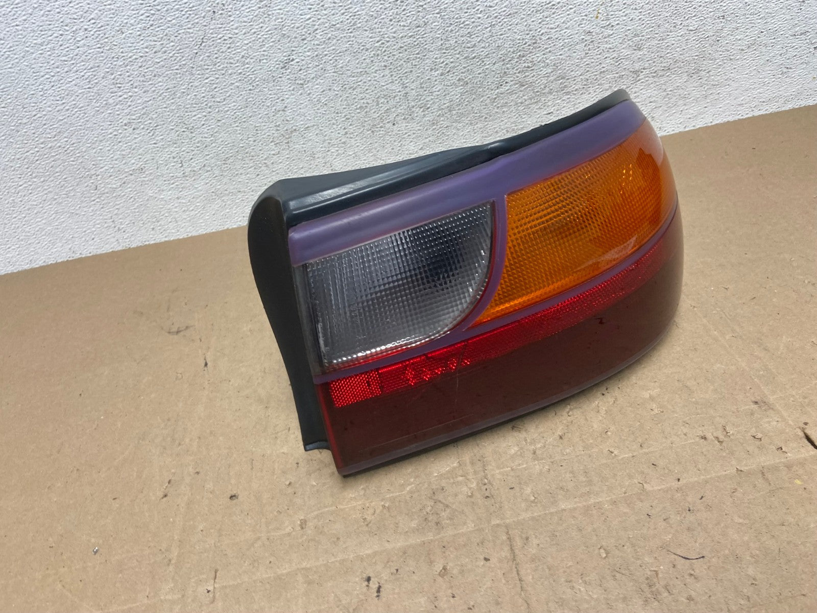 1997 to 2003 Chevrolet Malibu Passenger Right RH Side Tail Light AE6074 LK2