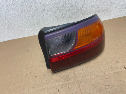 1997 to 2003 Chevrolet Malibu Passenger Right RH Side Tail Light AE6074 LK2