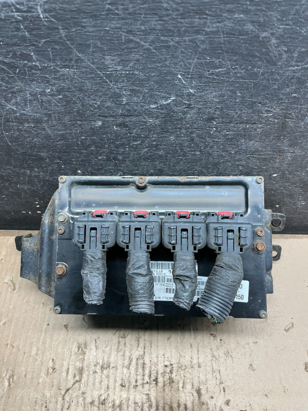 2008 2009 Caravan Town & Country 3.8L Engine Control Unit ECU Module v0827 DG0