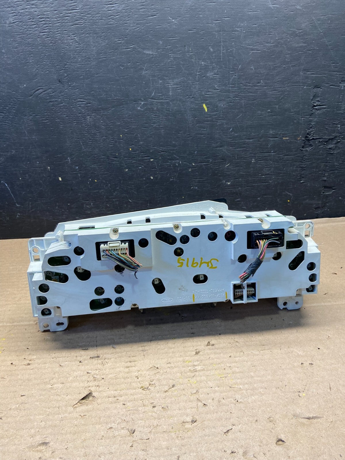 2000 2001 2002 Ford Expedition Speedometer Instrument Gauge Cluster J4915 PS5