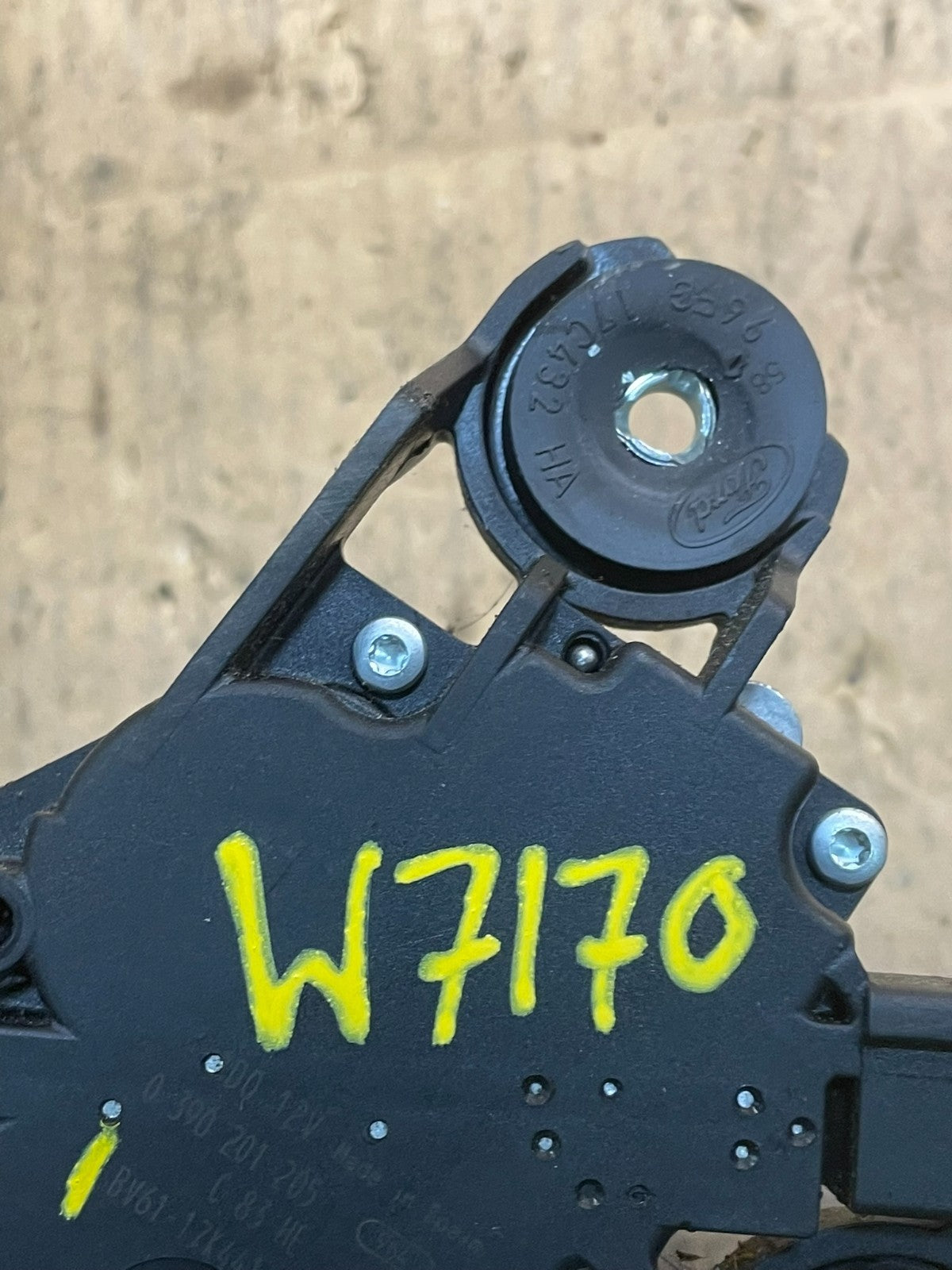 2012 to 2014 Ford Focus Rear Windshield Wiper Motor OEM BV61-17K441-AA W7170 DG7