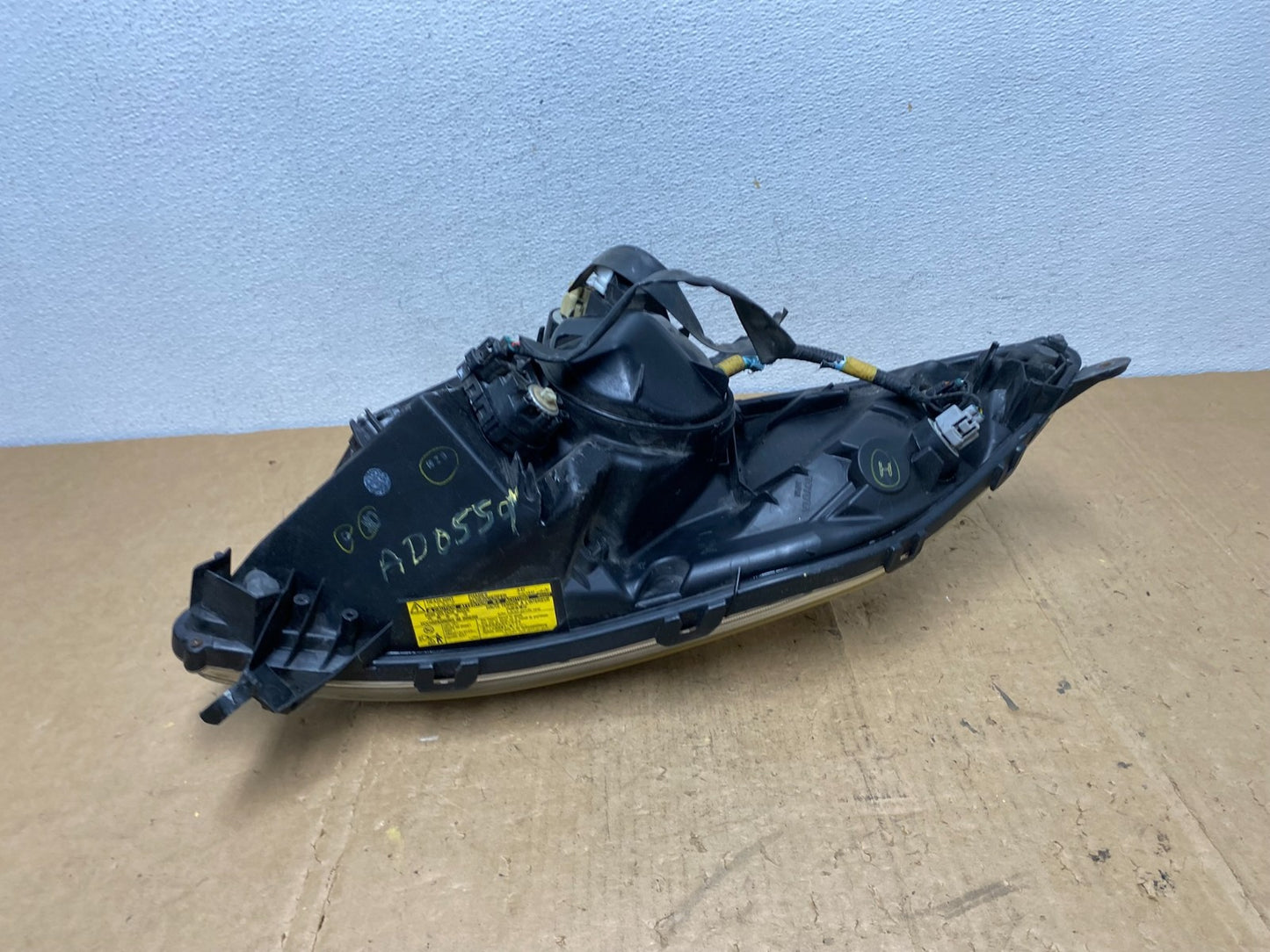 2006-2009 Toyota Prius Left Driver LH Side Blue Headlight Xenon Hid AD0559 DW4