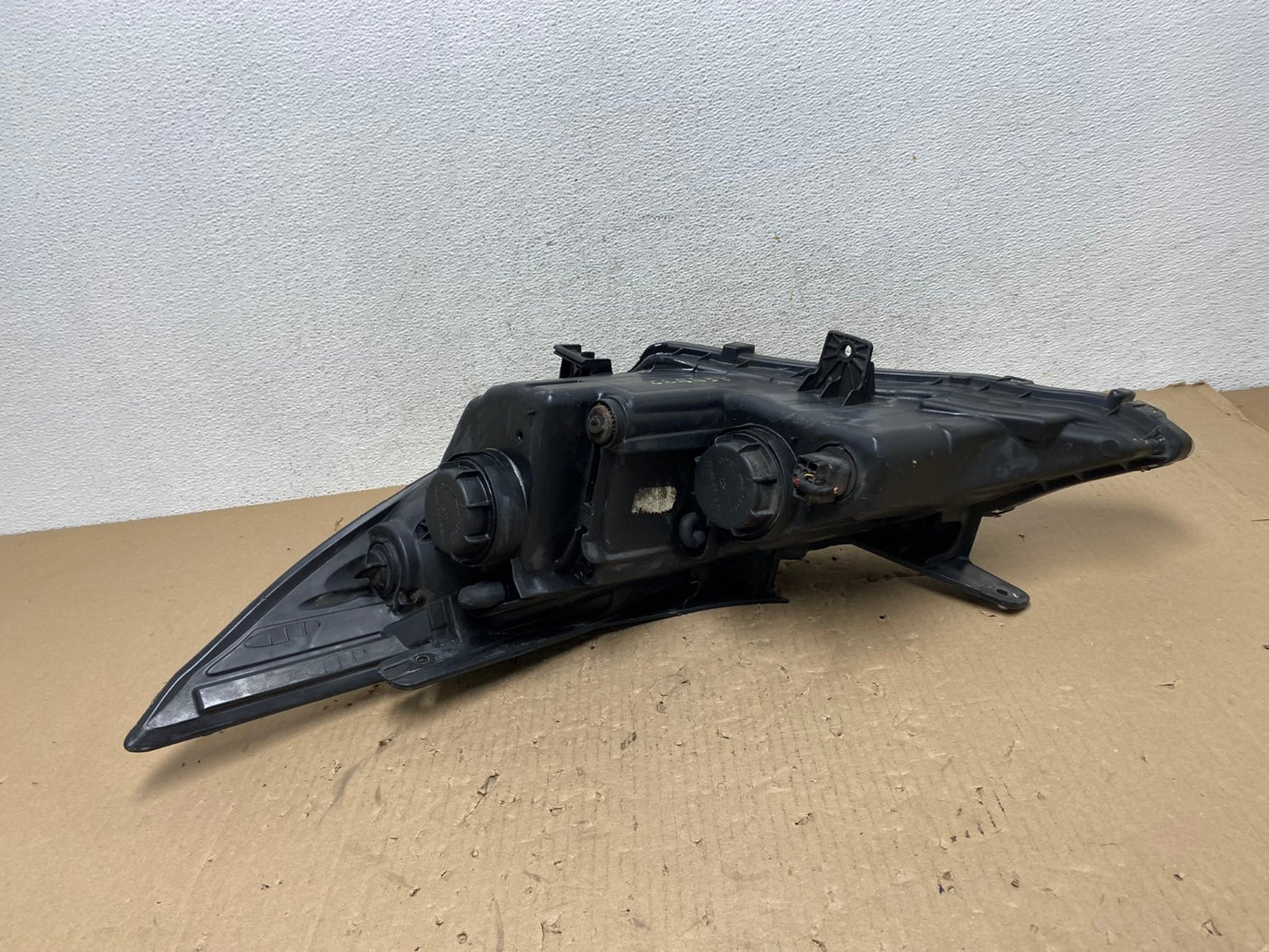 2011 - 2014 Hyundai Sonata Right Passenger Rh Side Headlight Halogen AE8832 LK4