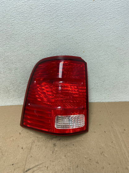 2002 to 2005 Ford Explorer Left Driver Lh Side Tail light AG5347 LK0