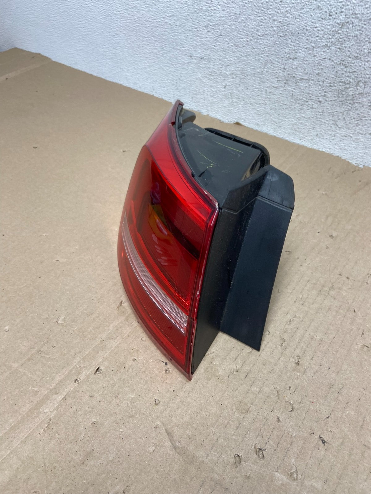 2015 to 2018 Volkswagen Jetta Left LH Side Tail Light AG6888 DW1