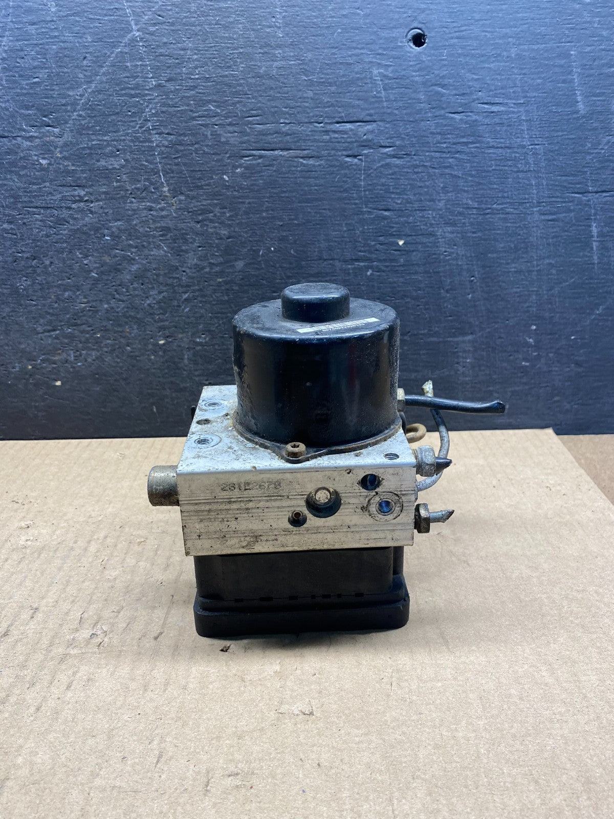 2003 2004 Ford Expedition ABS Anti Lock Brake Pump Module AG9758 DG3