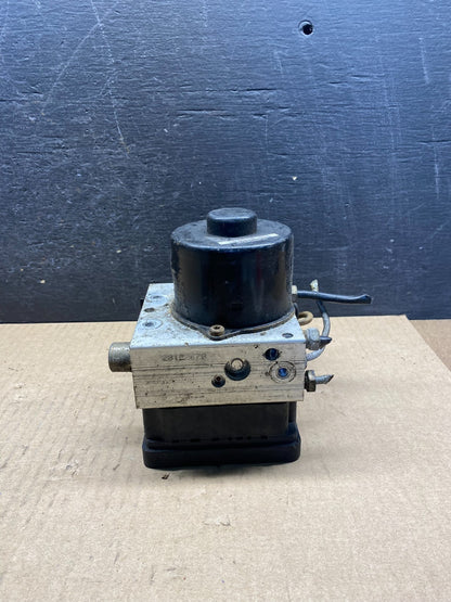 2003 2004 Ford Expedition ABS Anti Lock Brake Pump Module AG9758 DG3