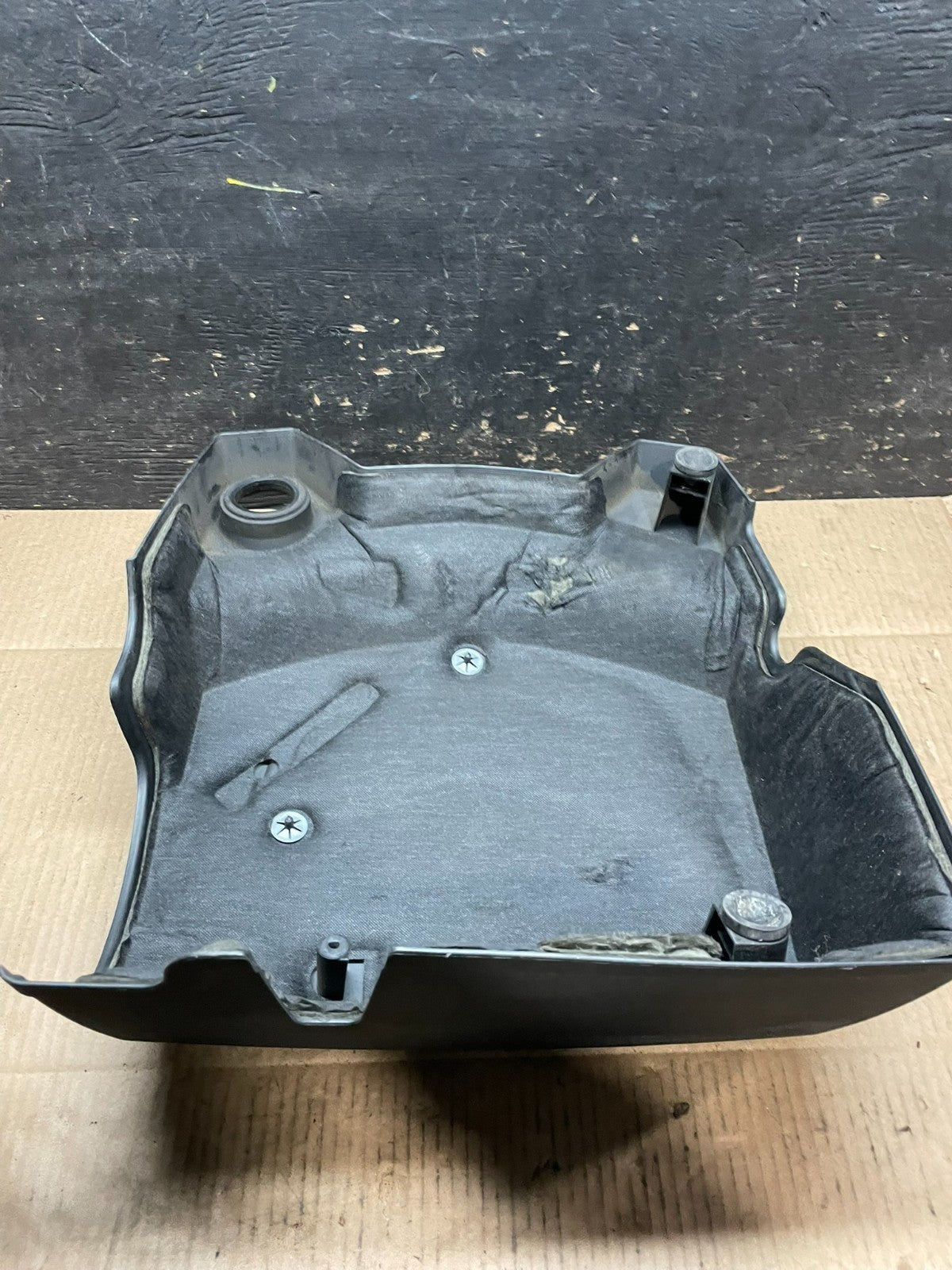 2008 to 2009 Saturn Vue 3.6L Engine Motor Cover T6608 DG4