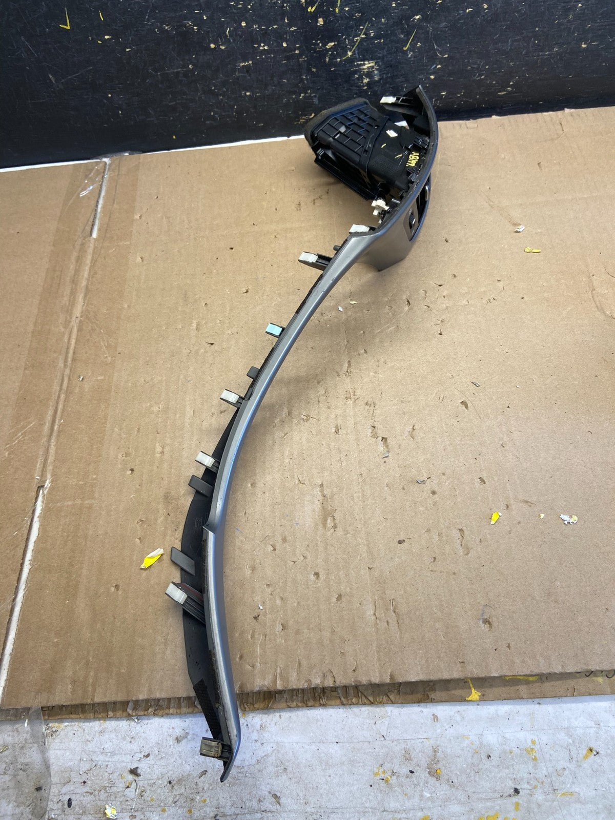 2014-2016 Hyundai Elantra Center Right Garnish Trim Bezel Air Vent AB1991 DG2