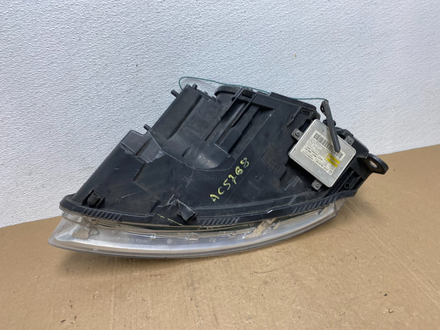 2009-2011 Audi A6 Right Passenger RH Side Headlight Xenon HID AC5768 DW9
