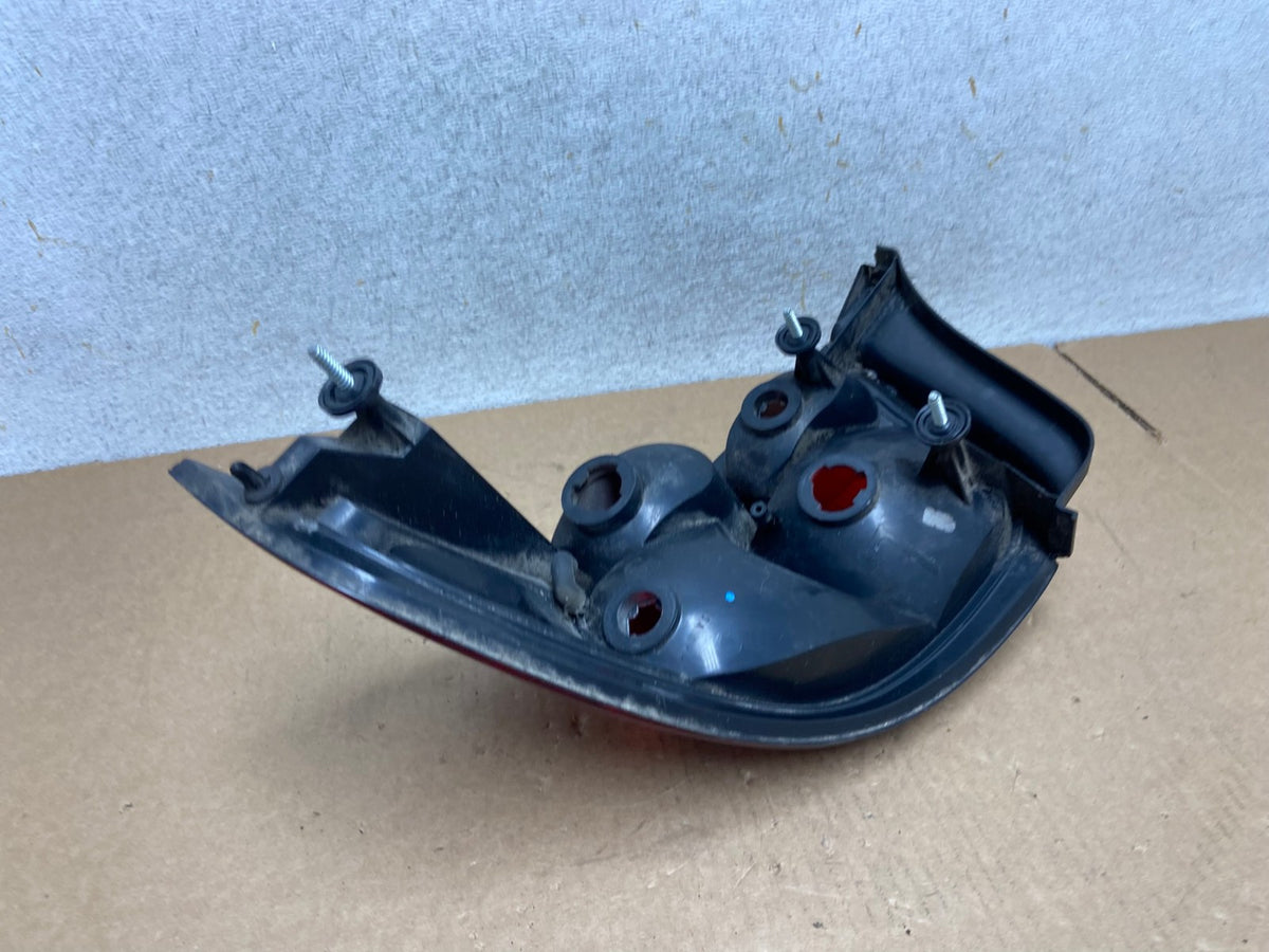 1995 to 2000 Dodge Stratus Left Driver LH Side Tail Light AI3281 LK3