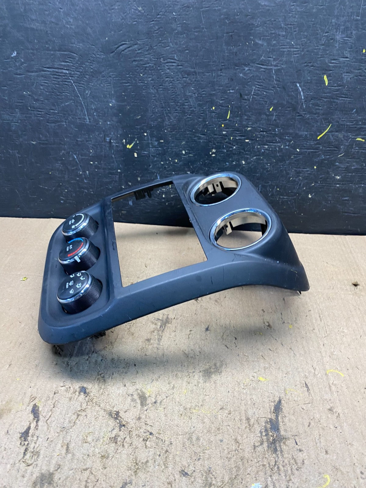 2011 to 2017 Jeep Compass Dash Climate Temperature Control Radio Bezel r8666 DG4